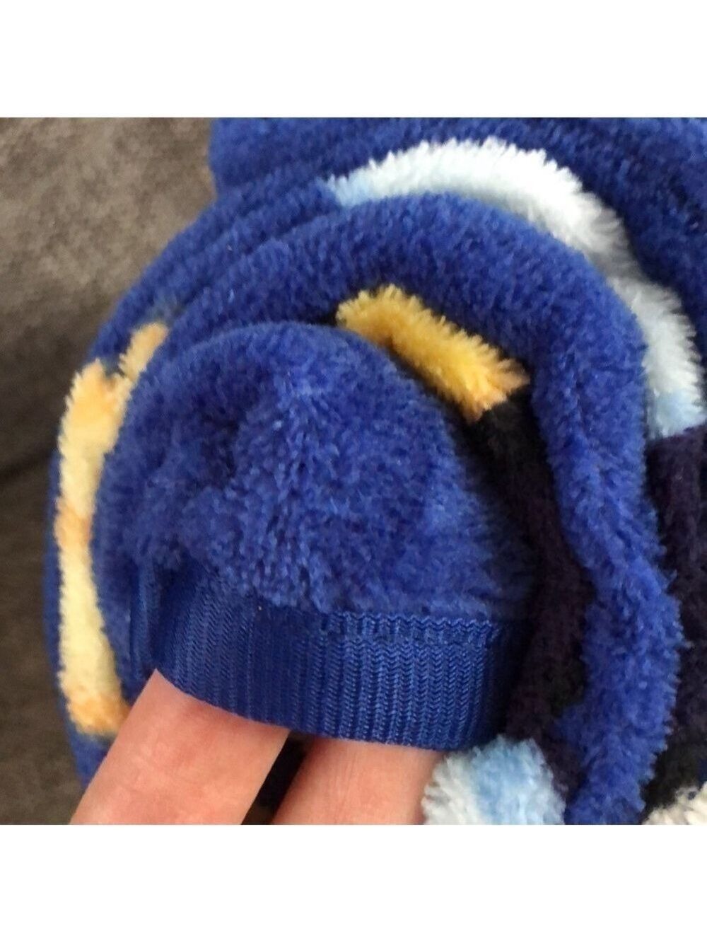 BBC Studio Bluey Bingo Blanket Kids Throw Microfiber Blue New - Picture 12 of 12